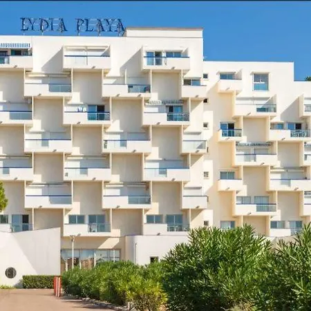 Les Pieds Dans L Eau Au Lydia Playa Le Barcarès